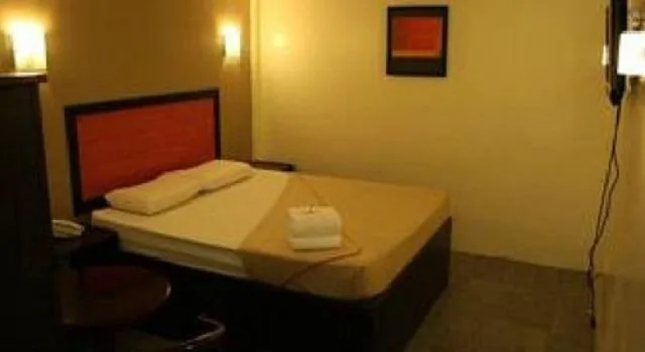 Toilena Room and Board