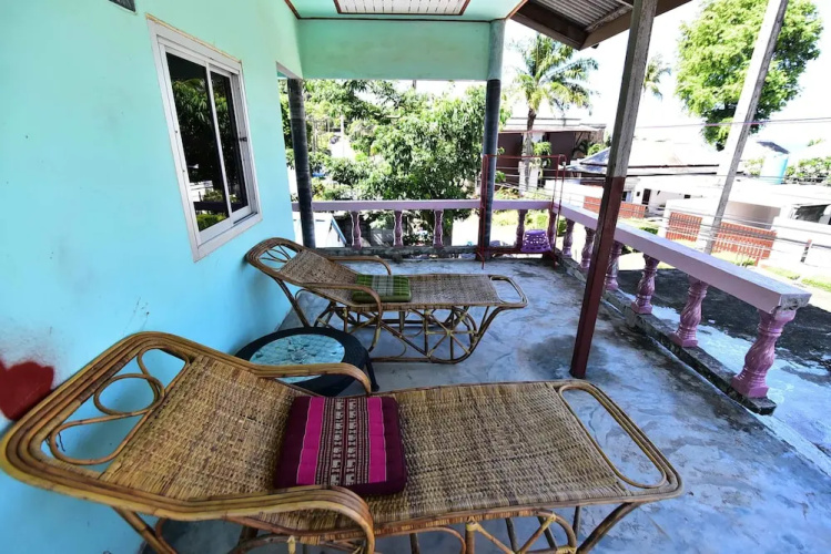 Lanta Danai Guesthouse