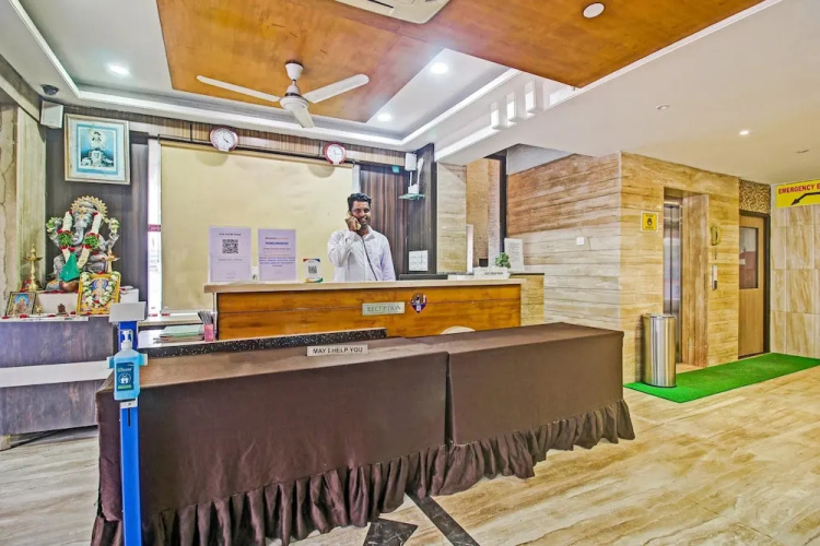 Hotel Nera Regency