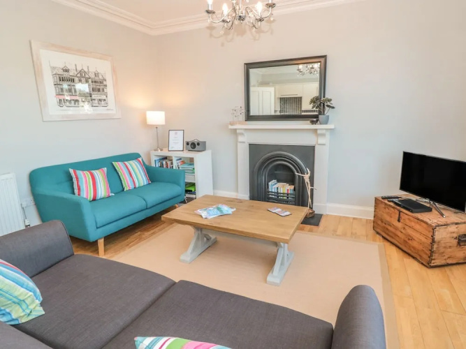32 Newcomen Road