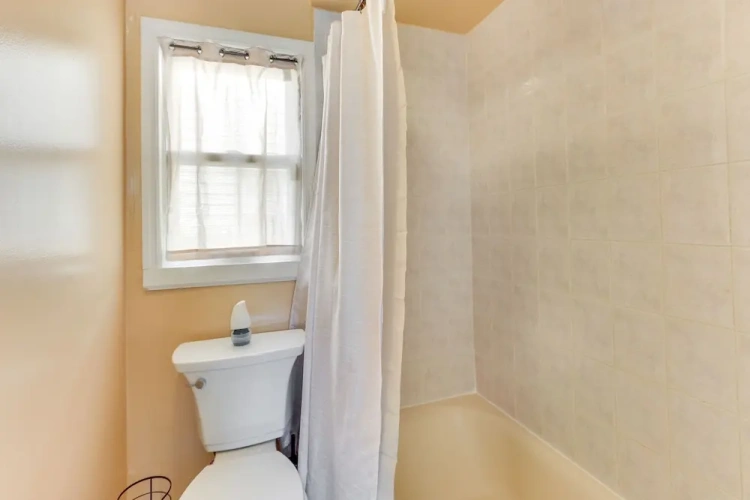 2 Bedrooms Cottage
