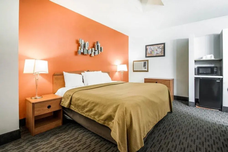 Clarion Pointe Tomah