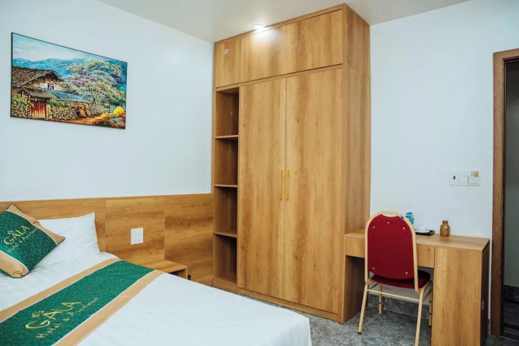 Gala Hotel & Apartment