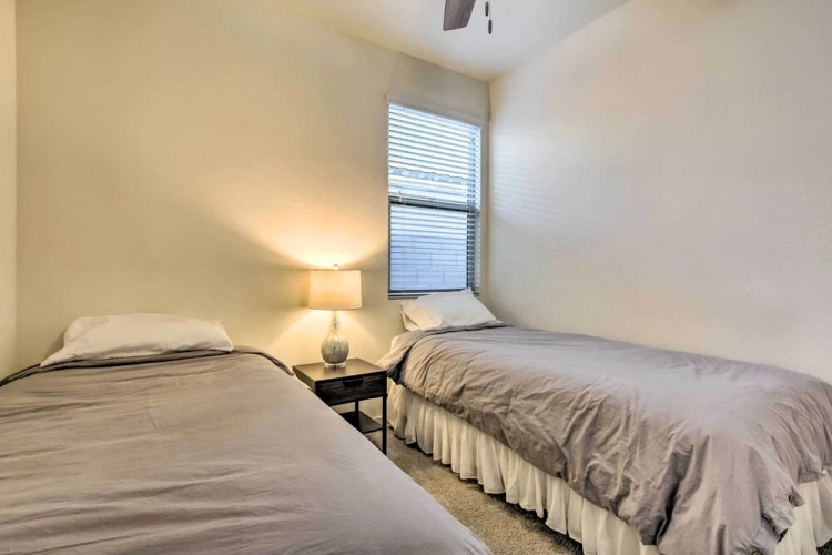 4 Bedrooms Cottage