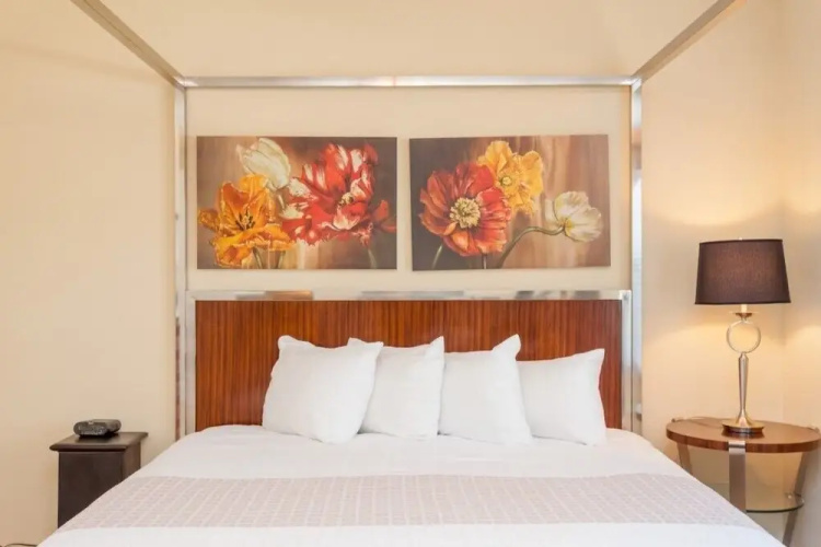3 Bed 2 Bath Premium L 2003 3 Bedroom Condo