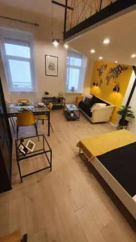 Violet apartman