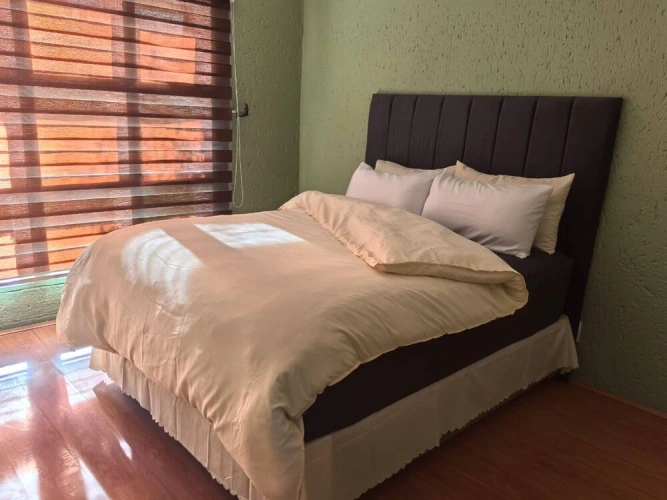Charming 2-bedroom Apartment in Johannesburg South