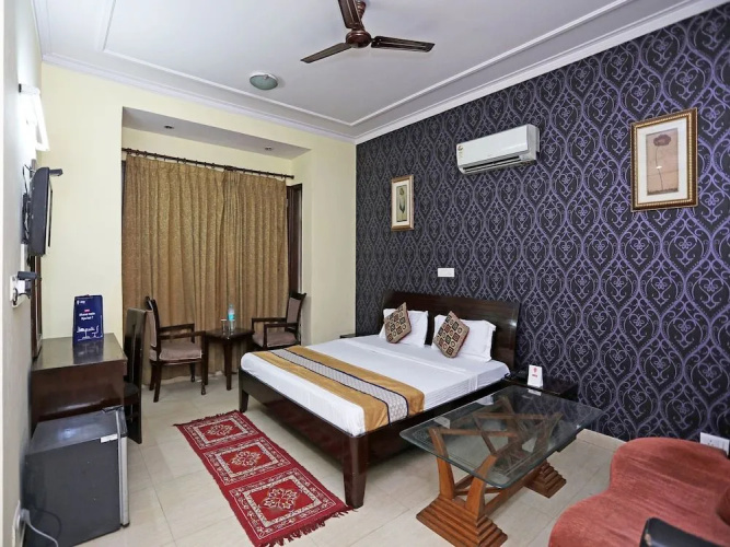 OYO 641 Grand Place