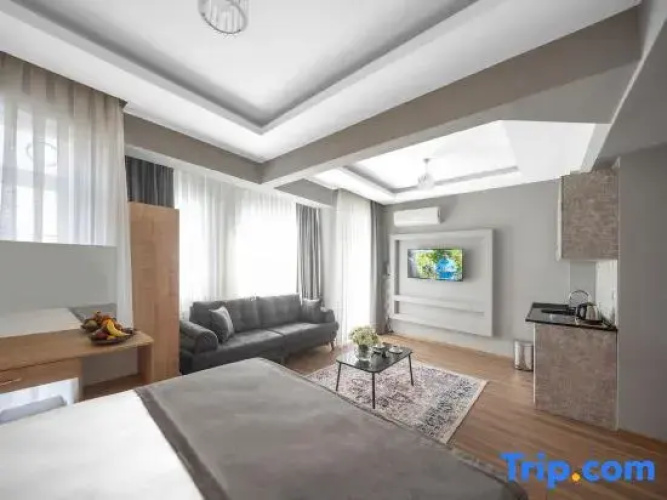 Takism Square - Studio 301