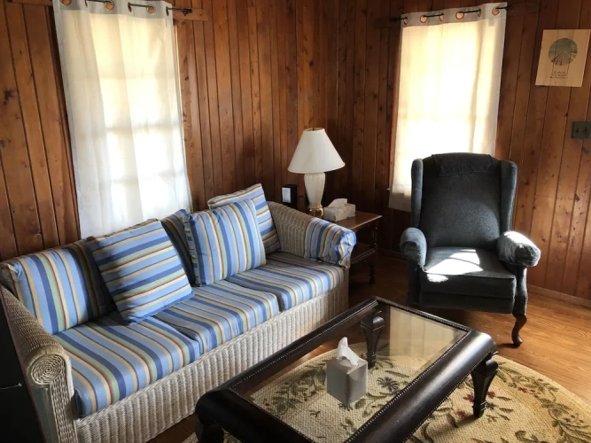 3 Bedrooms Cottage