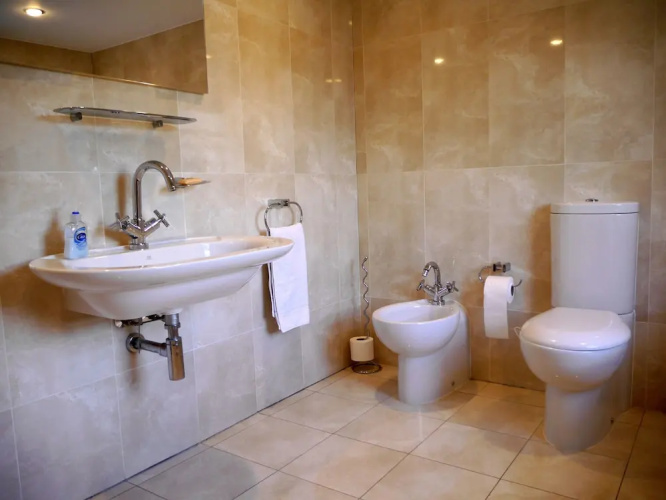 Goodenough Guesthouse