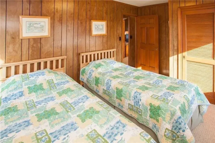 Biele Virginia - 5 Br Home