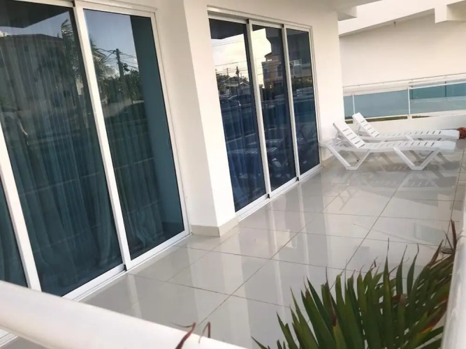 Apartamento con piscina