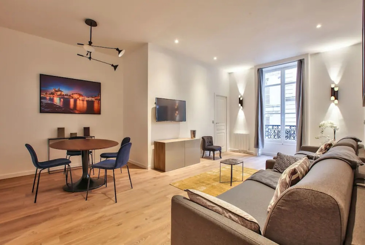 64 - Luxury Flat Champs-Élysées 1D