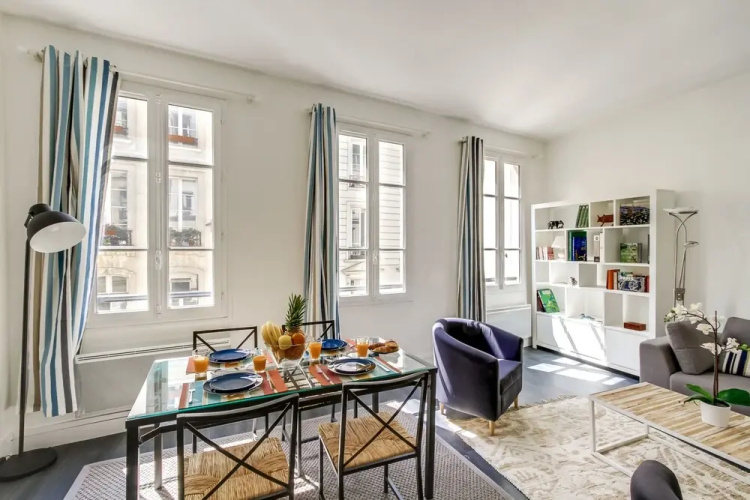 Louvre Area - Saint Honoré Apartment