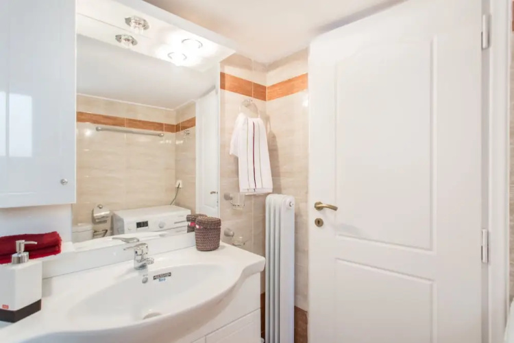 Anesis Luxury Apartment