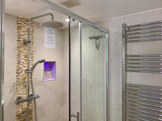 1 Bedroom Double Apartment
