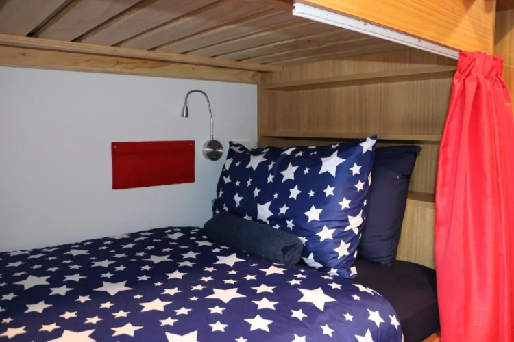 Adventure Q2 Hostel