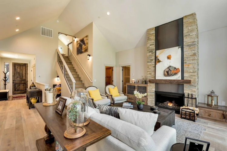 Grandview Manor