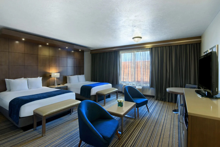 Oxford Suites Downtown Spokane