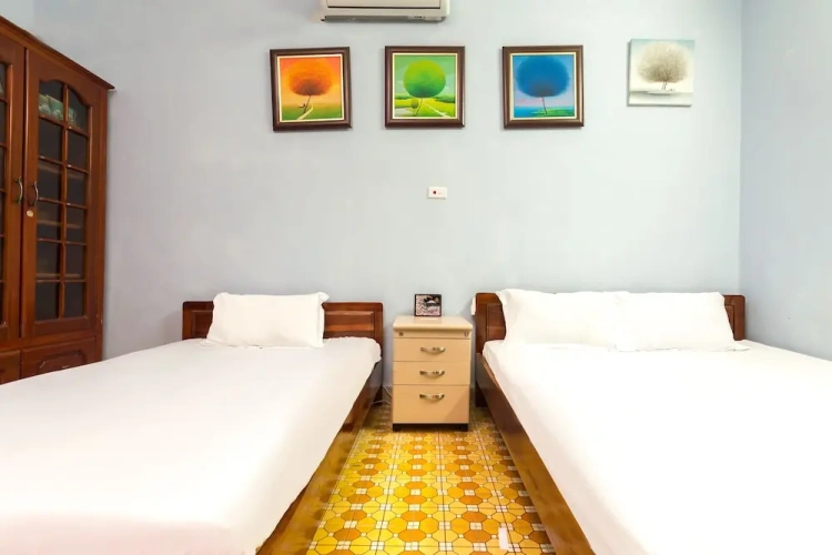 Superior Triple room