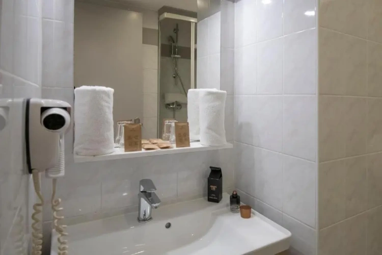 Standard Triple room with balcony and with mountain view