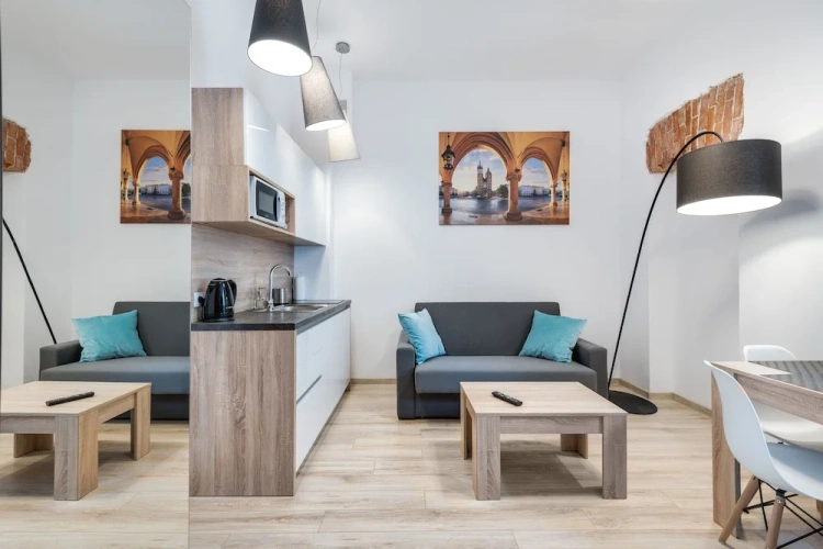 1 Bedroom Apartment