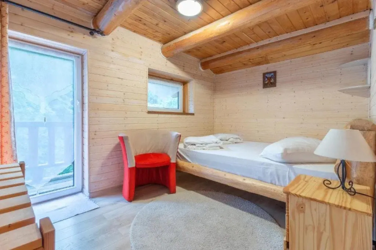 . Cabana CALINET (integral) casute tip camping