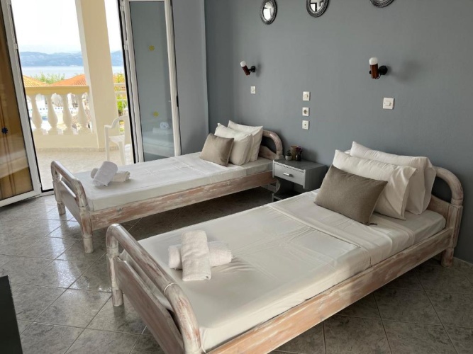 Studio with sea view