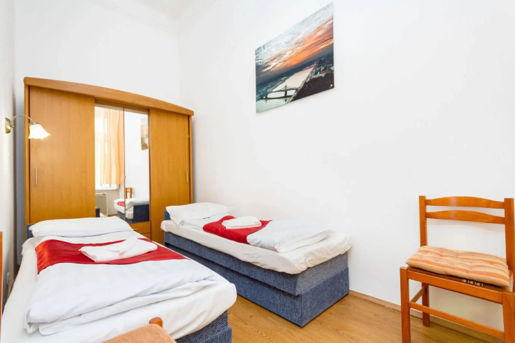 Like Home Opera Apartments