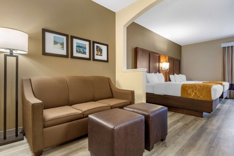 Quadruple Suite