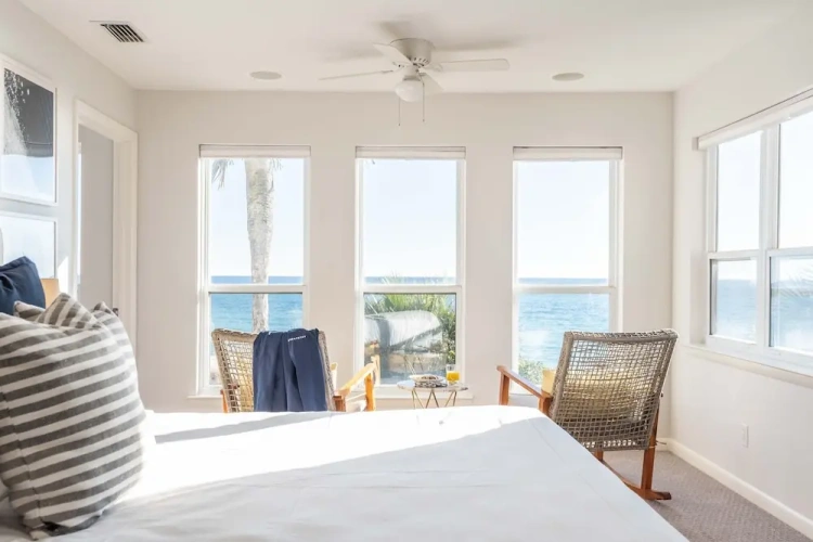5 Bedrooms Cottage