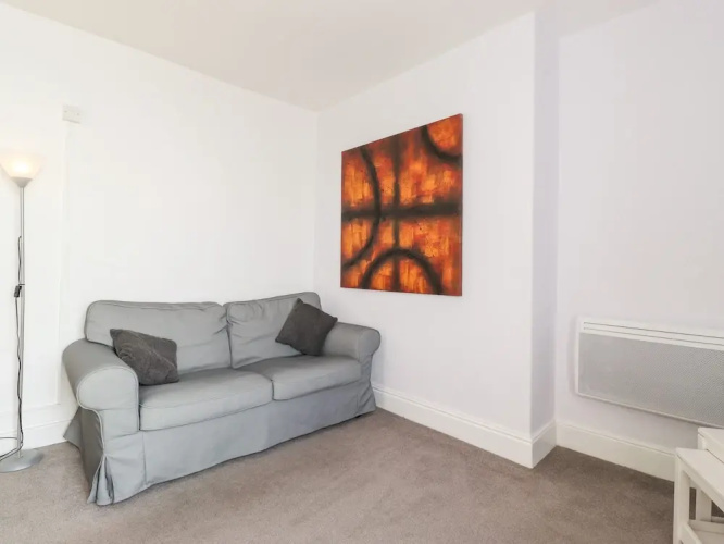 Apartment 9 Beaconsfield House