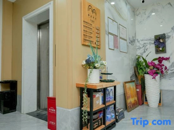 Jingdezhen Royal Porcelain Hotel