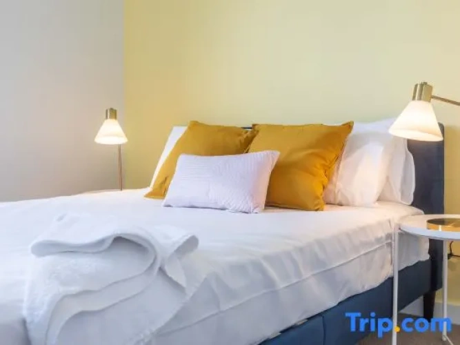 2 Bedrooms Premium Apartment