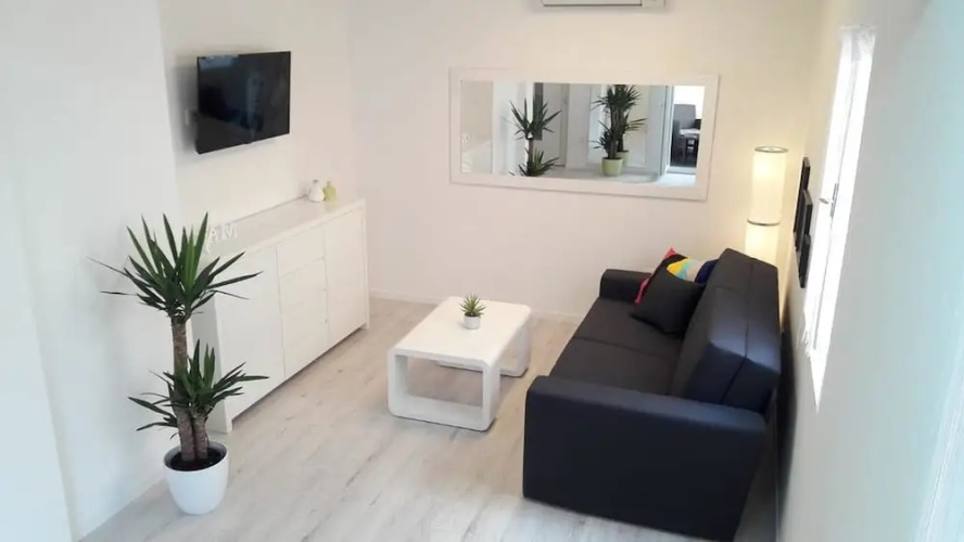 Downtown Park Suites