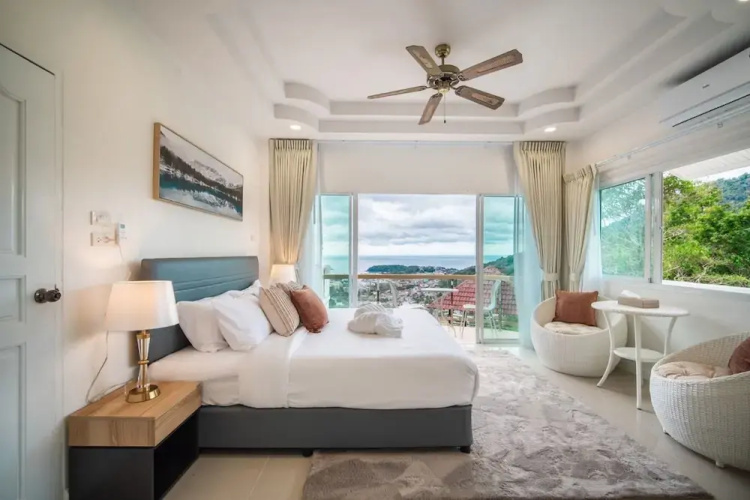 Ocean View 4BR Pool Villa KataBB Seaview