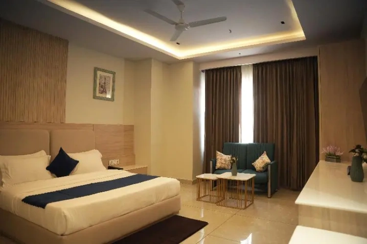 Luxury Suite