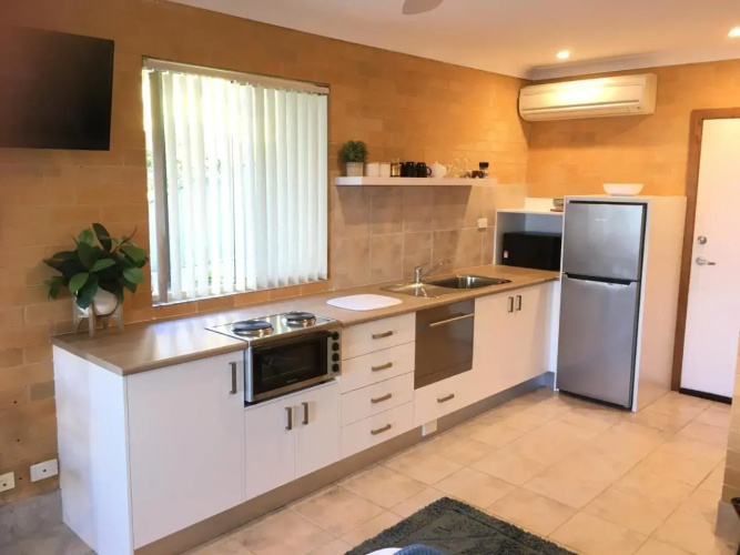 SilverWaters Waterfront Accommodation