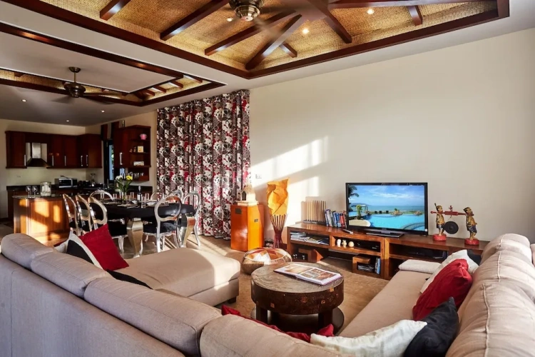 3 Bedrooms Villa