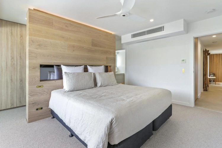 La Mer Apartment #10