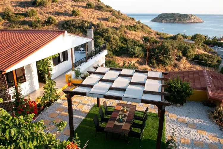2 Bedrooms Cottage