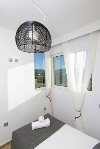 2 Bedrooms Villa with balcony