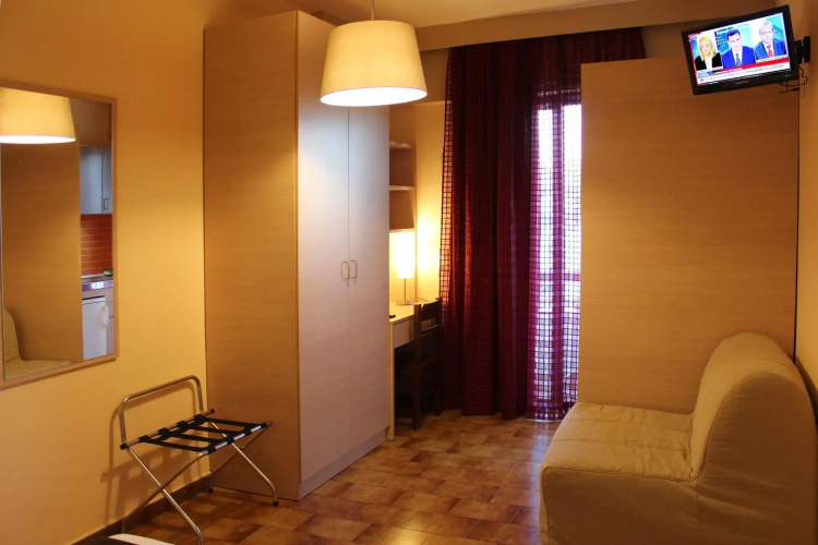 Philoxenia Hotel & Studios