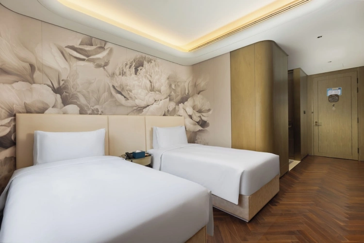 Twin room with city view