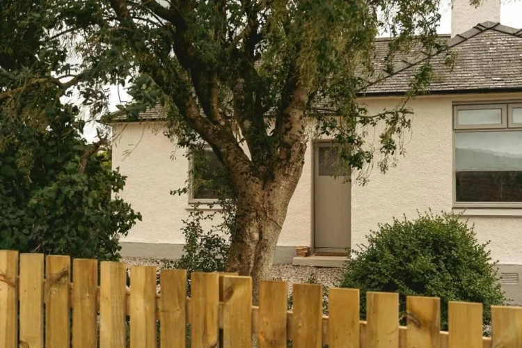 3 Bedrooms Cottage