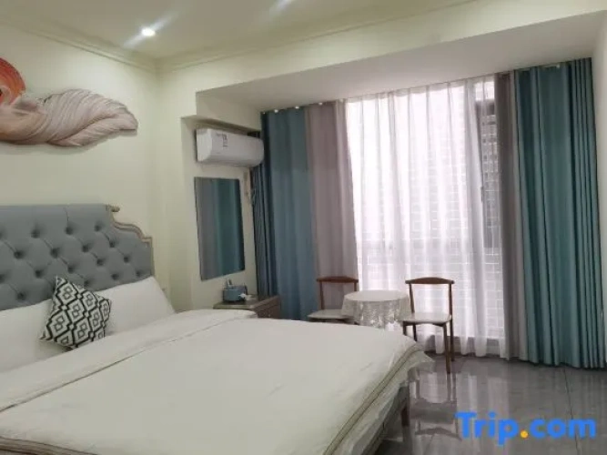 4 Bedrooms Suite with city view