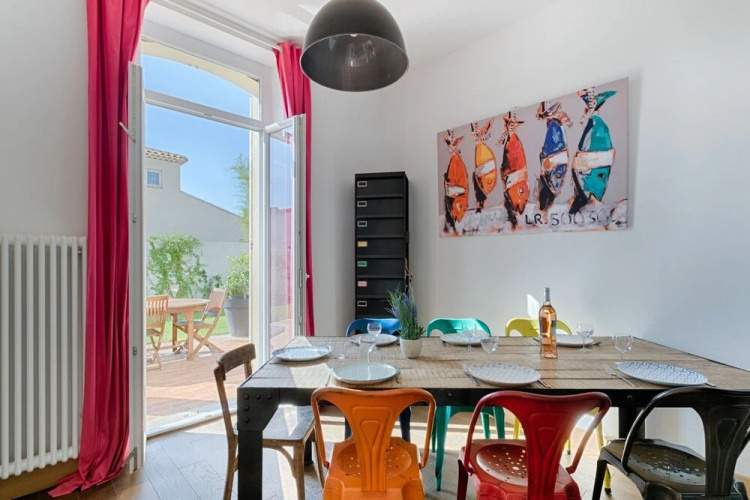 Charming Modern and Comfortable Villa-pool