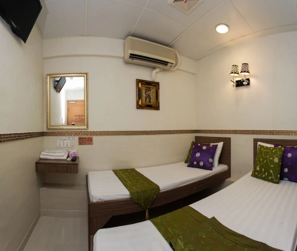 Standard Twin room