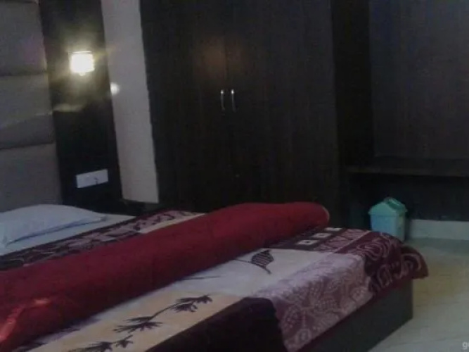 Hotel Spring